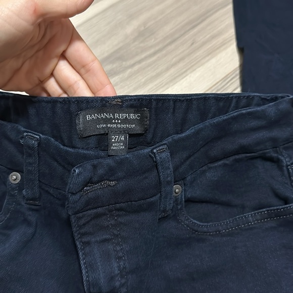 Banana Republic Low Rise Bootcut Jeans - Dark Wash - Picture 4 of 5